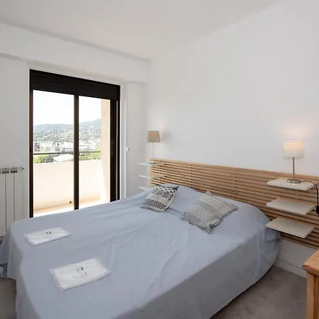 Beau T3 Pour 4 Personnes, Vue Mer, Au Lavandou - Fr-1-803-40 *