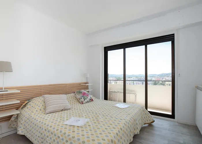 Apartman Beau T3 Pour 4 Personnes, Vue Mer, Au Lavandou - Fr-1-803-40 *